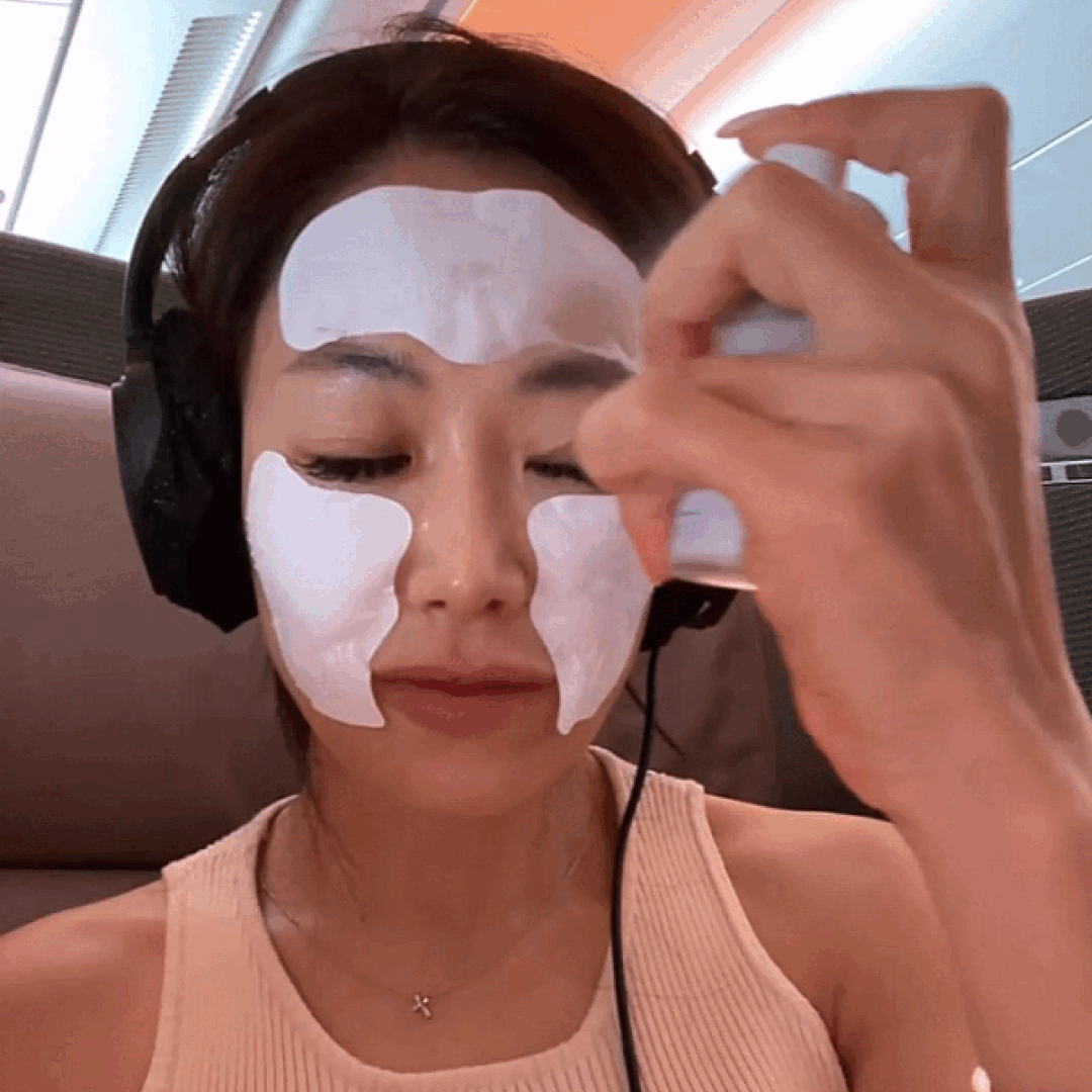 Spraying Peptide Mist on Collagen Film Gif | SKINES Beauty